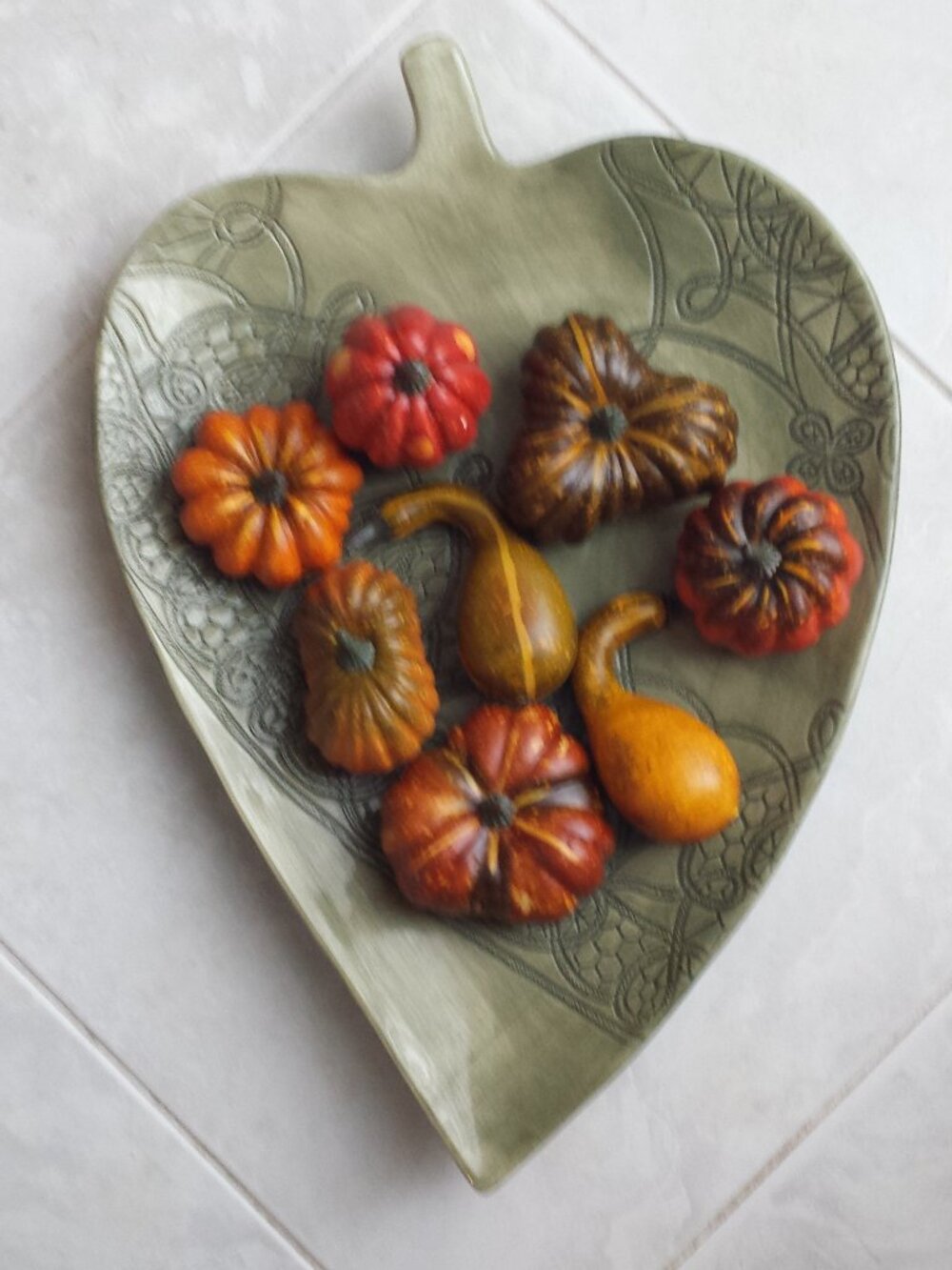 Hand Painted Leaf Dish and Plastic Pumpkins Fall Decor Set